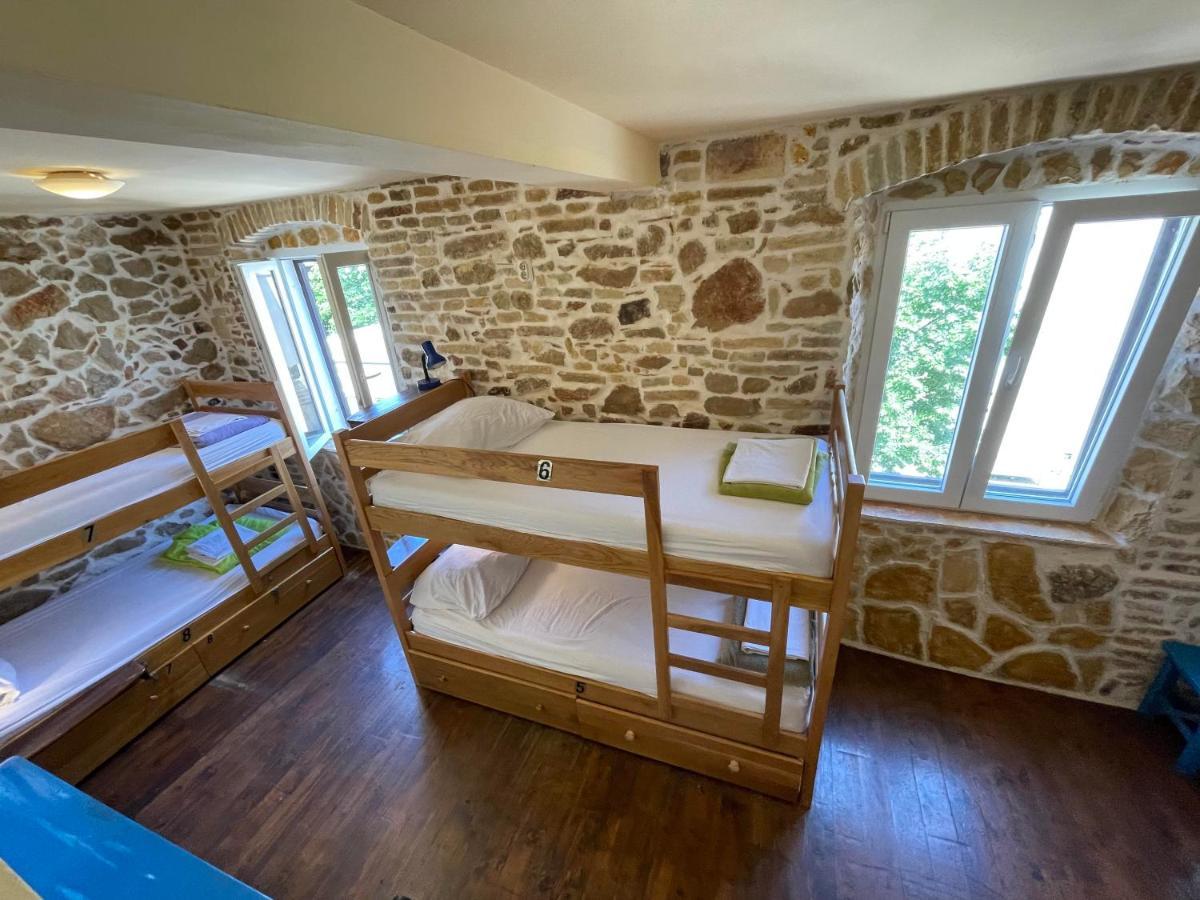 Tequila Bar Hostel (Adults Only) Zadar Exterior photo
