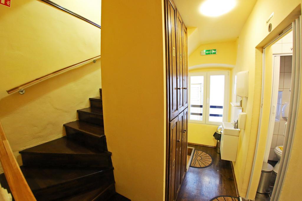 Tequila Bar Hostel (Adults Only) Zadar Room photo